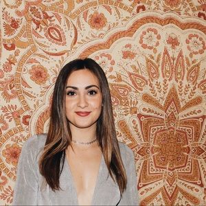 Meet your Posher, Madeleine